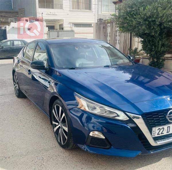 نيسان   للبيع في العراق